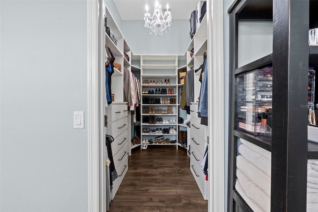 Image 22 of property listing at 333 NAUTICA MILE DRIVE, Clermont, FL 34711