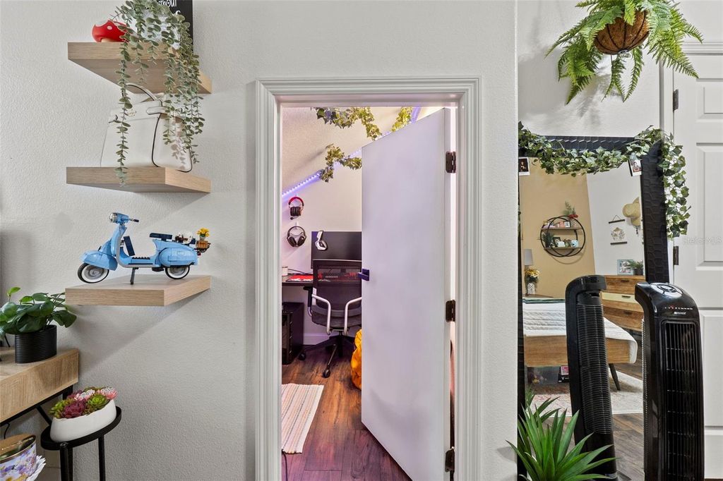 Image 29 of property listing at 333 NAUTICA MILE DRIVE, Clermont, FL 34711