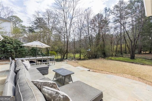 775 E Powderhorn Road NE, Sandy Springs, GA 30342