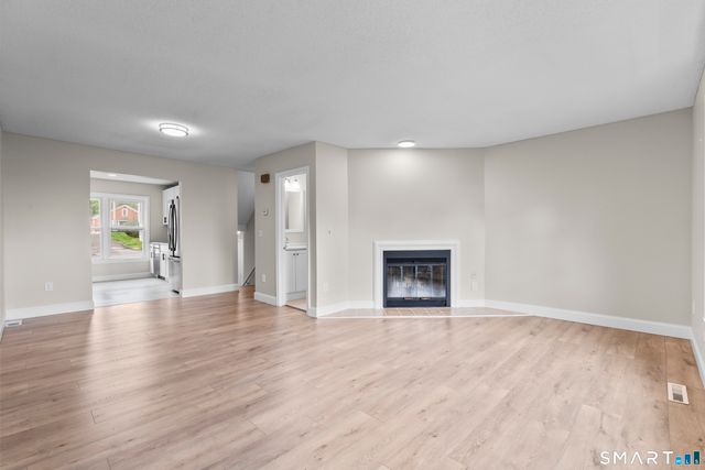 114 Lexington Avenue H, New Haven, CT 06513