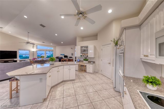 940 Pyrite Avenue, Henderson, NV 89011