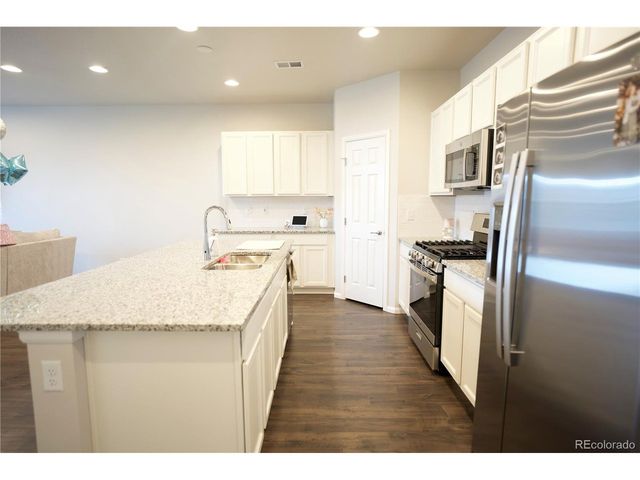 6673 N Ceylon St, Denver, CO 80249