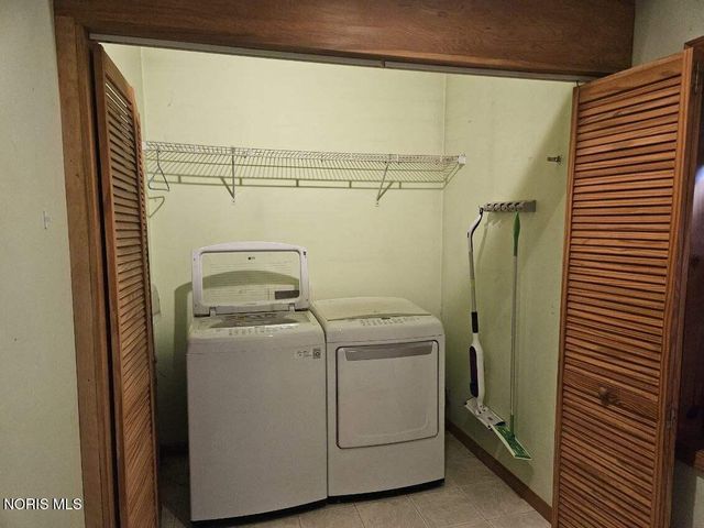 212 S Michigan Avenue, Edgerton, OH 43517