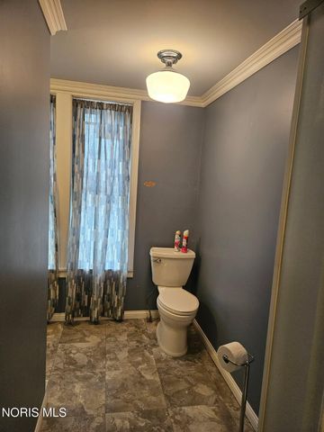 212 S Michigan Avenue, Edgerton, OH 43517