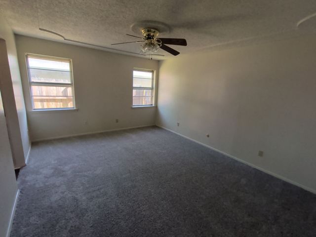 5541 Wood View Street, North Richland Hills, TX 76180