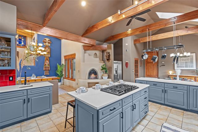 55 Calle Cantando, Santa Fe, NM 87508