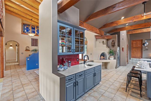 55 Calle Cantando, Santa Fe, NM 87508
