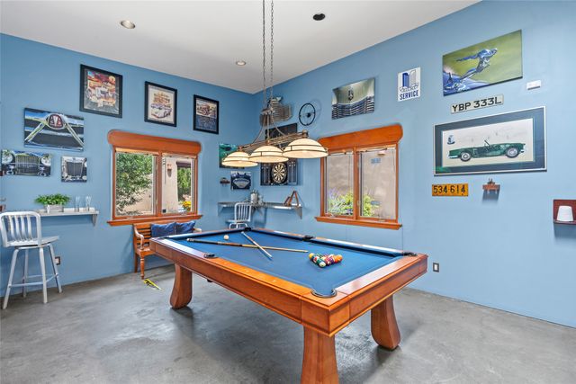 55 Calle Cantando, Santa Fe, NM 87508