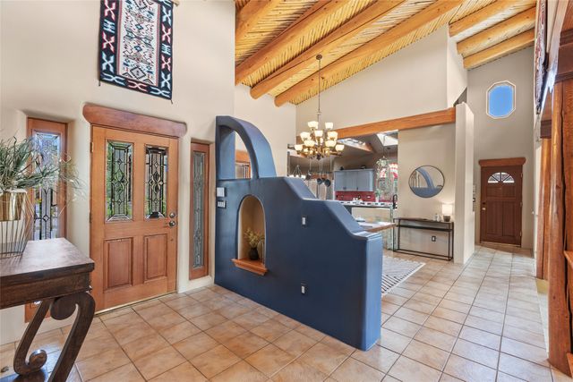 55 Calle Cantando, Santa Fe, NM 87508