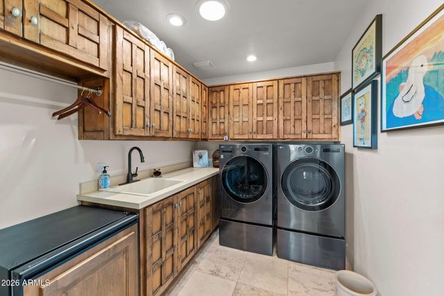 2110 W MIDDLE MESA Road, Wickenburg, AZ 85390