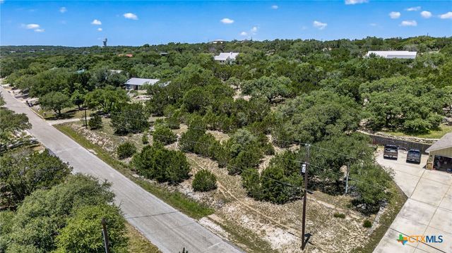 600 Lorne Road, Canyon Lake, TX 78133