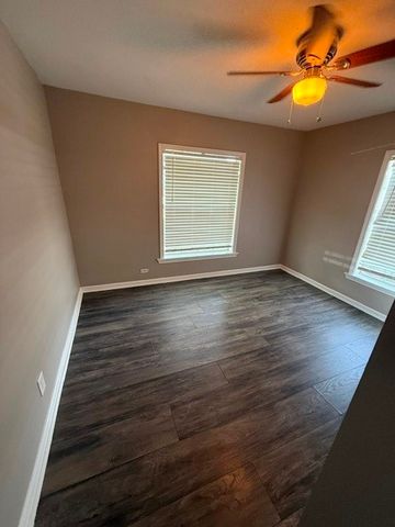 415 E Avenue G, Midlothian, TX 76065