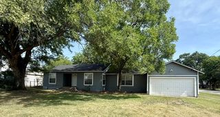415 E Avenue G, Midlothian, TX 76065