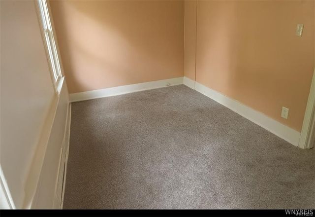 196 Englewood Avenue Lower, Buffalo, NY 14214