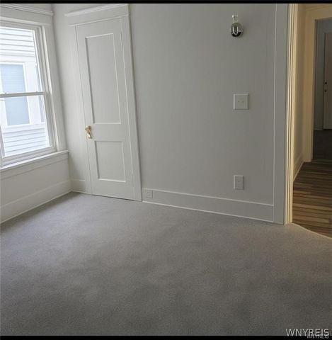 196 Englewood Avenue Lower, Buffalo, NY 14214