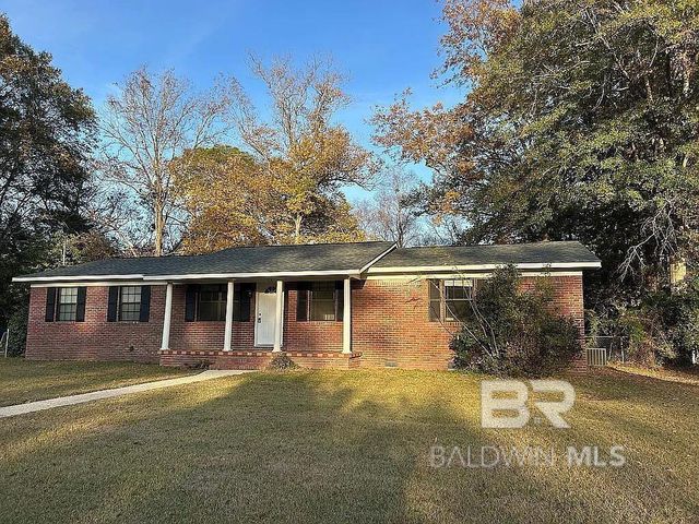 114 Avalon Street, Brewton, AL 36426