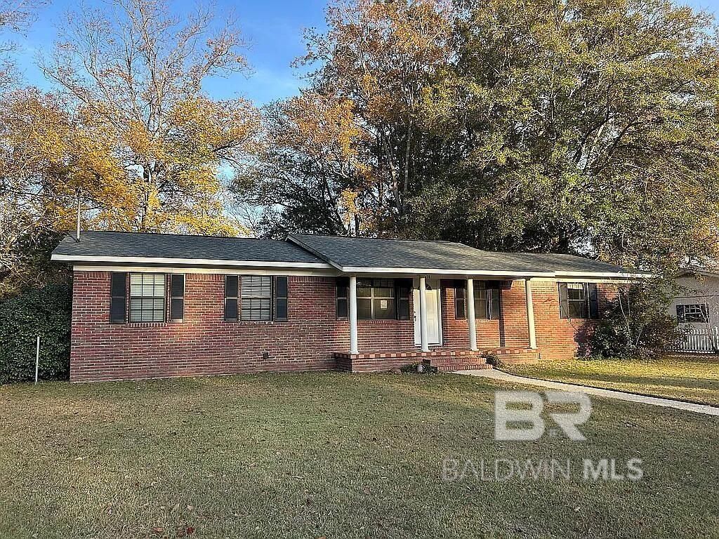 114 Avalon Street, Brewton, AL 36426