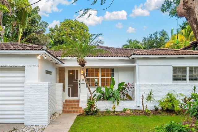 3755 Royal Palm Ave, Miami Beach, FL 33140