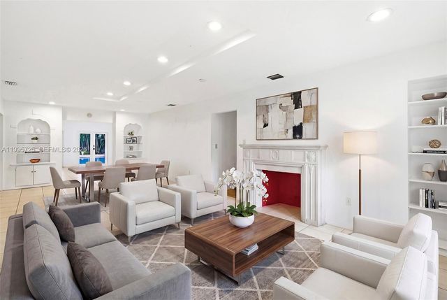 3755 Royal Palm Ave, Miami Beach, FL 33140