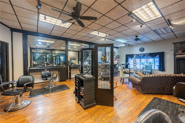 733-735 Allegheny River Blvd, Verona, PA 15147