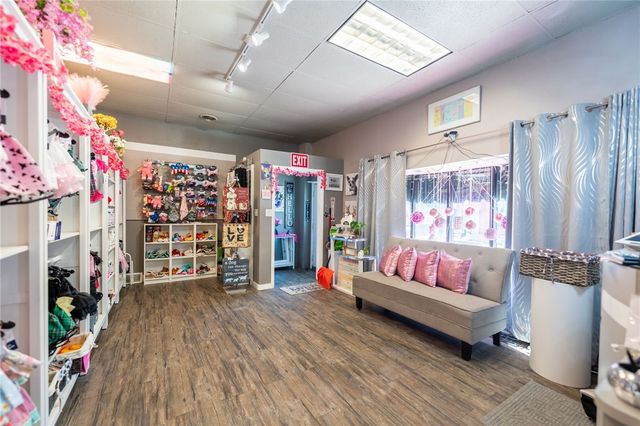 733-735 Allegheny River Blvd, Verona, PA 15147