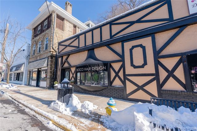 733-735 Allegheny River Blvd, Verona, PA 15147