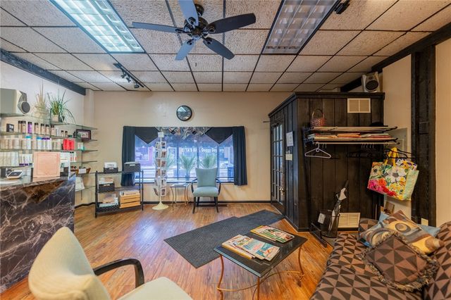 733-735 Allegheny River Blvd, Verona, PA 15147