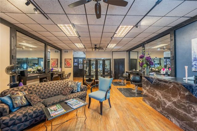 733-735 Allegheny River Blvd, Verona, PA 15147