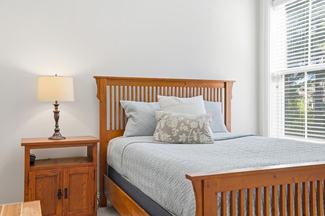 52 Winston Circle, Pawleys Island, SC 29585