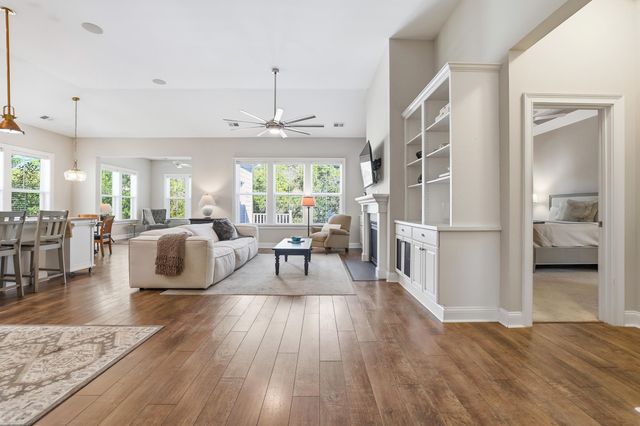 52 Winston Circle, Pawleys Island, SC 29585