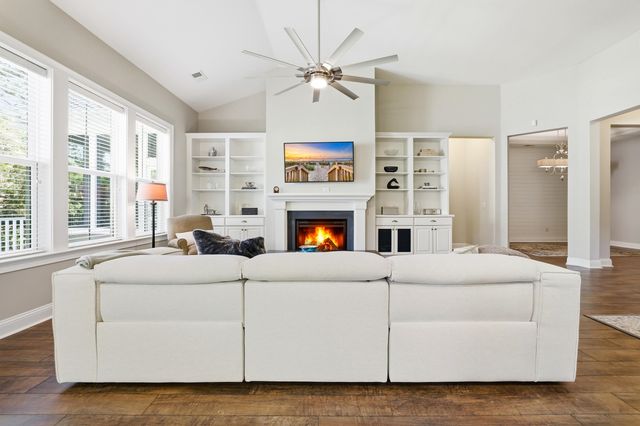 52 Winston Circle, Pawleys Island, SC 29585