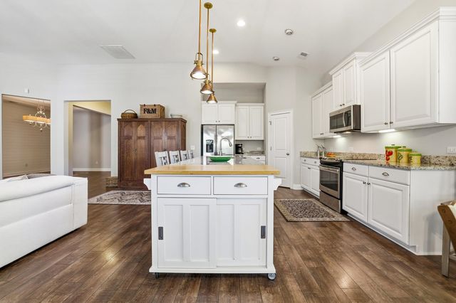 52 Winston Circle, Pawleys Island, SC 29585