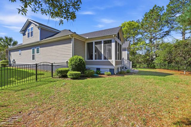 52 Winston Circle, Pawleys Island, SC 29585