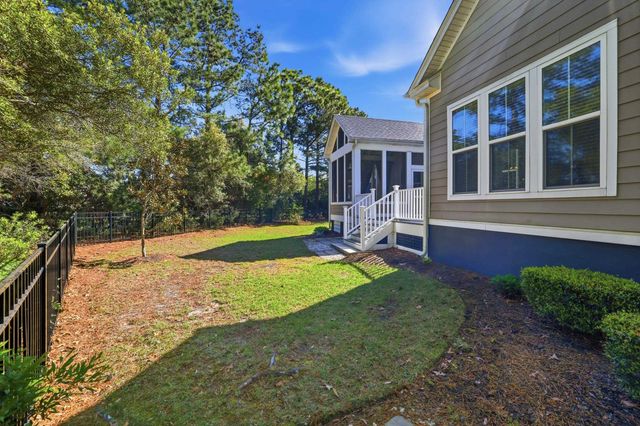52 Winston Circle, Pawleys Island, SC 29585