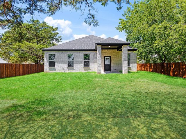 106 Bowers Street, Seagoville, TX 75159