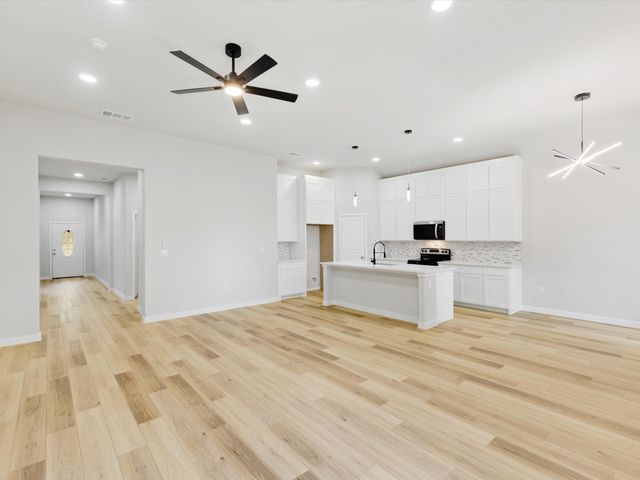 106 Bowers Street, Seagoville, TX 75159