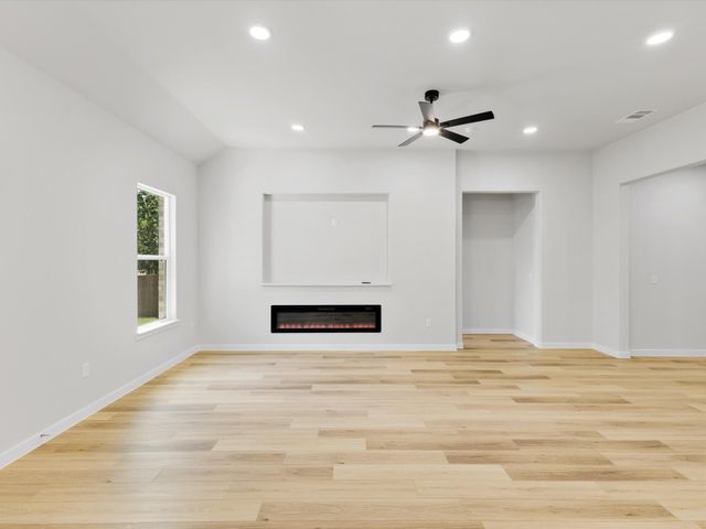 106 Bowers Street, Seagoville, TX 75159
