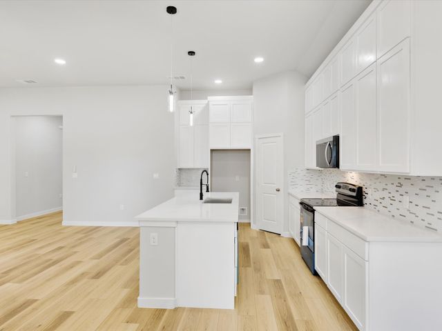 106 Bowers Street, Seagoville, TX 75159