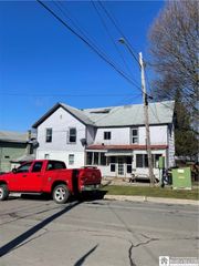 211 East 8th Street, Jamestown, NY 14701