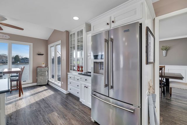 208 Santos Avenue, Minooka, IL 60447