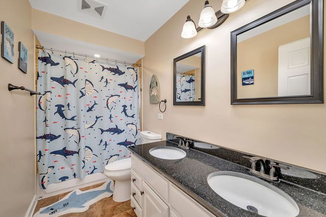 208 Santos Avenue, Minooka, IL 60447