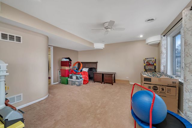 208 Santos Avenue, Minooka, IL 60447