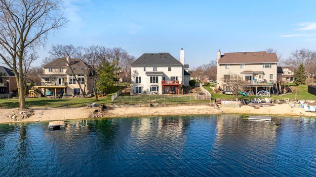 208 Santos Avenue, Minooka, IL 60447