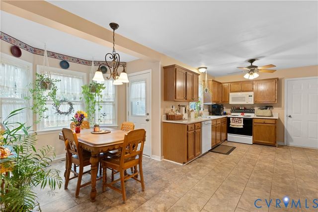 6439 Little Sorrel Dr, Hanover, VA 23111