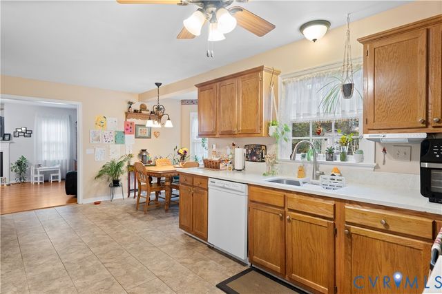 6439 Little Sorrel Dr, Hanover, VA 23111