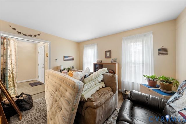 6439 Little Sorrel Dr, Hanover, VA 23111