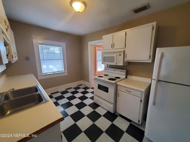 3218 HERSCHEL Street 2, Jacksonville, FL 32205