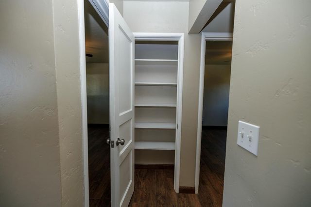 917 Whittier, Modesto, CA 95350