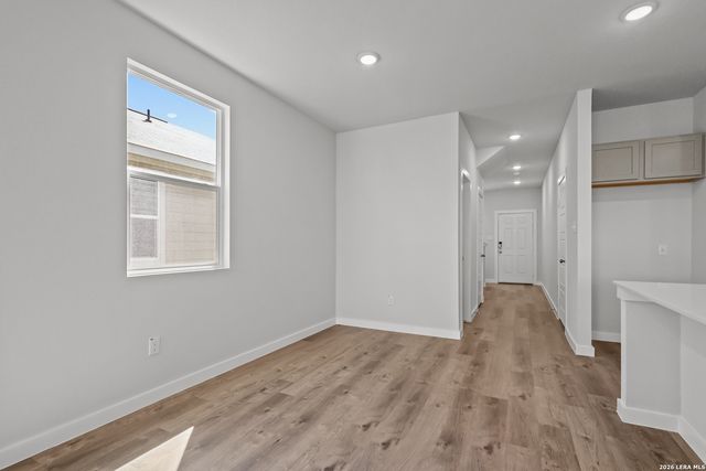 2334 CRISP GLN, San Antonio, TX 78224