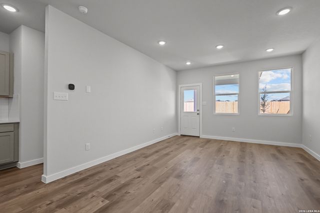 2334 CRISP GLN, San Antonio, TX 78224